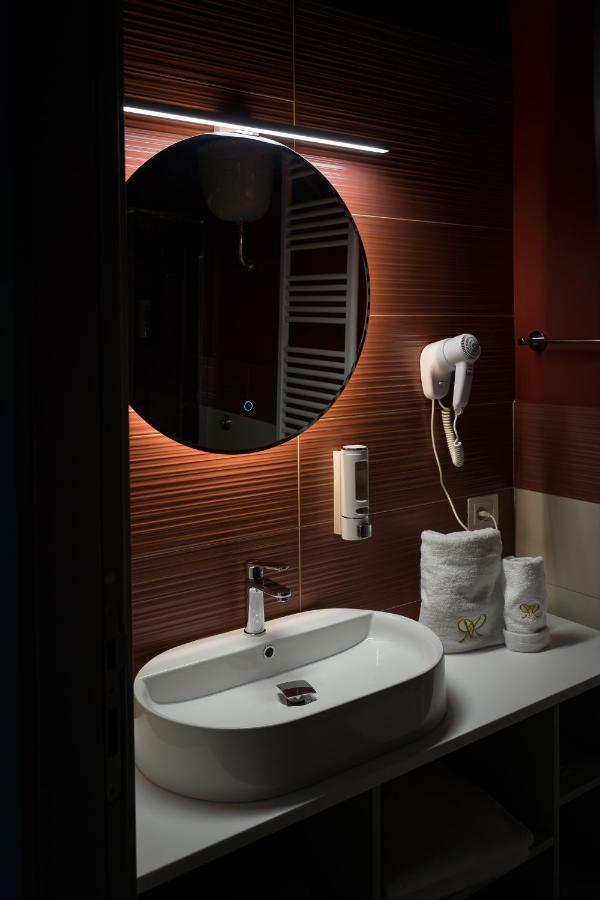 Rosy'S Rooms Patrica Exterior foto